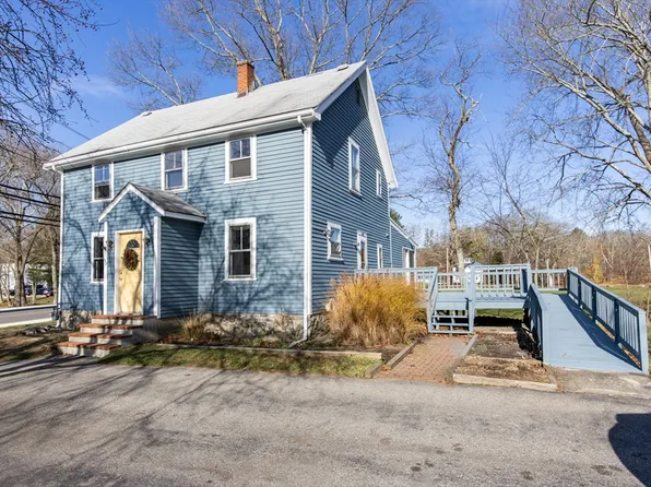 754 Park St, Attleboro, MA 02703