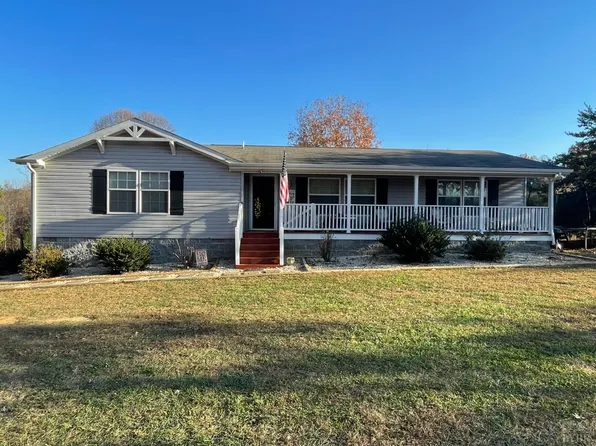 218 Abbitt Branch Rd, Appomattox, VA 24522