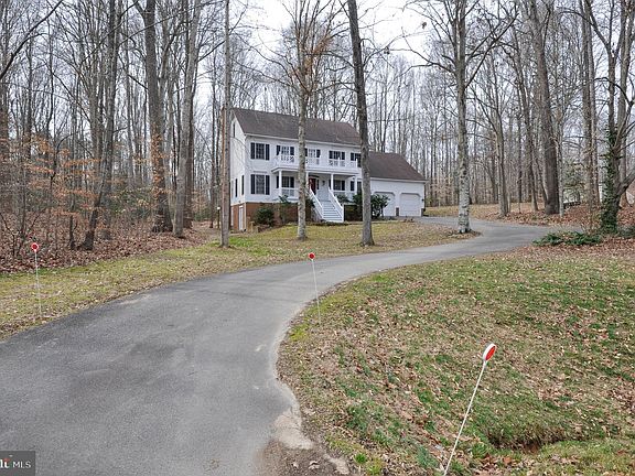 3rd image of 9600 Treemont Ln