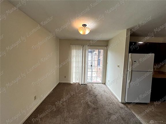 4th image of 8390 Washington Village Dr