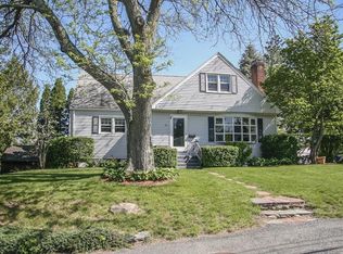 22 Sherwood Dr N, Marlborough, MA 01752
