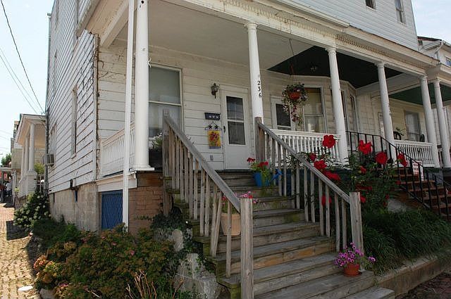 2nd image of 236 Locust St