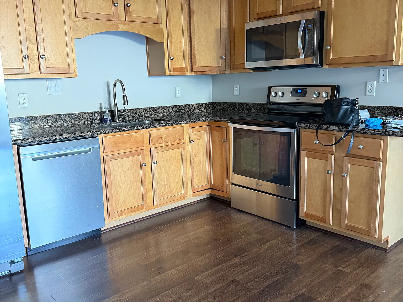 2 bed, 1043 sqft, $1,525 — Photo 3