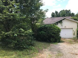 405 Livingston Ave, Jamestown, TN 38556