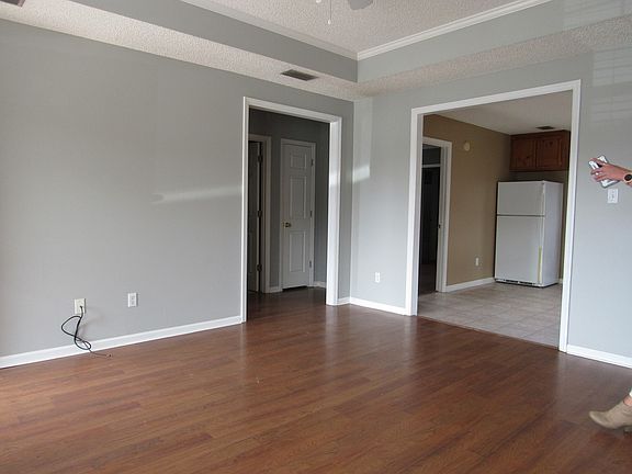 3rd image of 4052 Chadwyck Dr