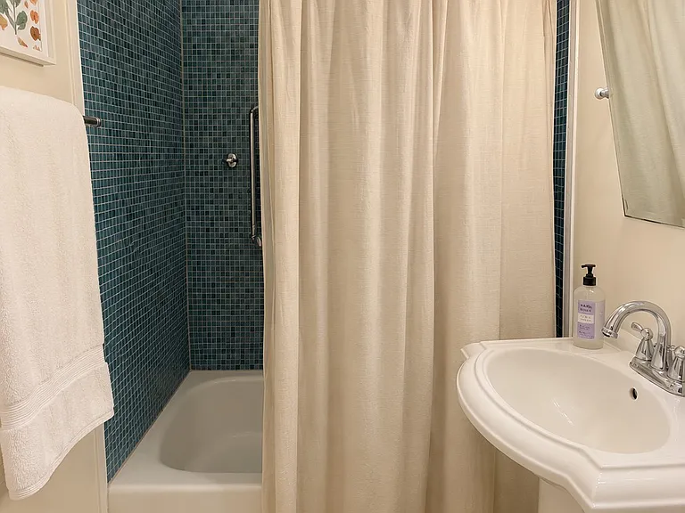 1734 Commonwealth Ave #7 — Photo 8
