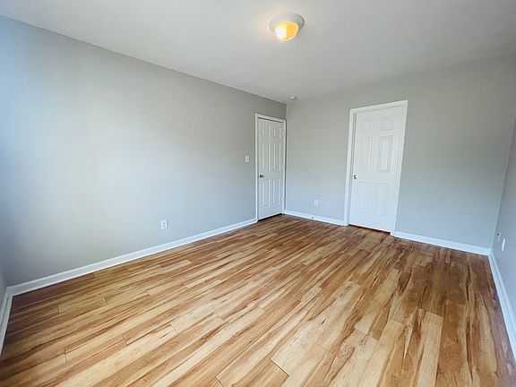 4th image of 5435 Eneida Sue Dr