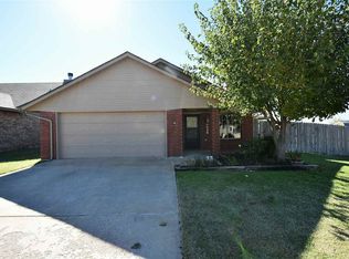 4038 SW Mesquite Dr, Lawton, OK 73505