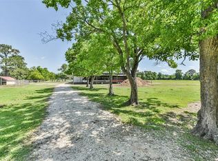 1934 Fm 2518 Rd, Cleveland, TX 77327