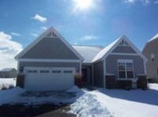 3312 Forest View Dr, Joliet, IL 60431