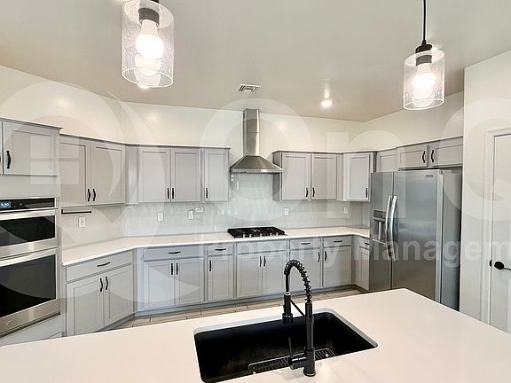 3rd image of 3403 W Pollack St