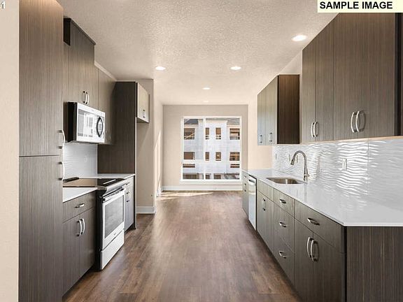 2nd image of 17115 SW Albatross Ln Lot 11