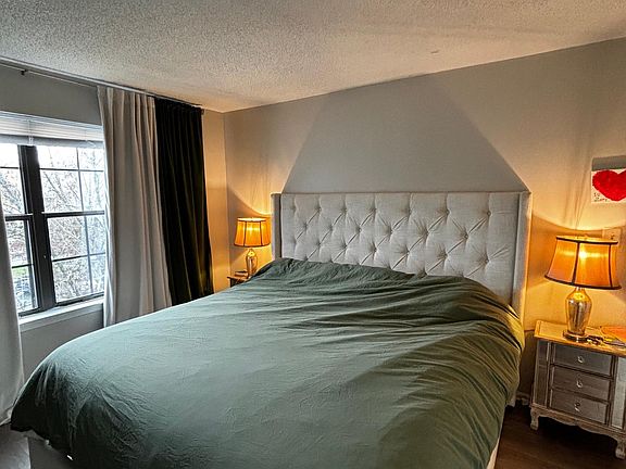4th image of 21 Joyner Ct #21
