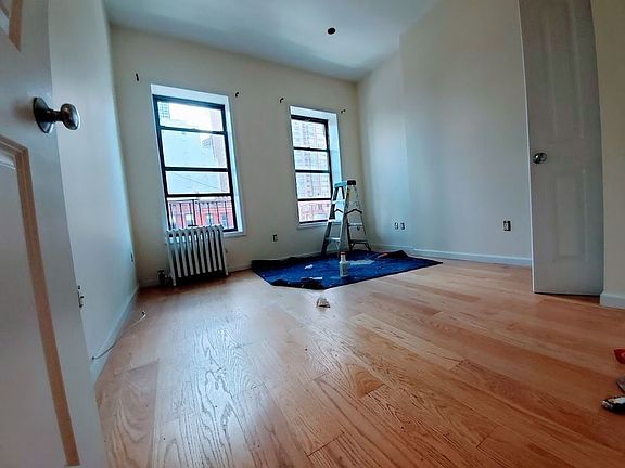 5th image of 745 9th Ave #5SS