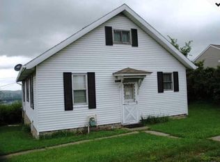 128 Cherry St, Canonsburg, PA 15317