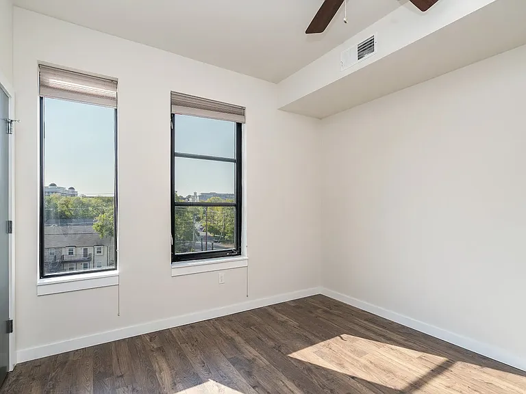 1900 12th Ave S #419 — Photo 9