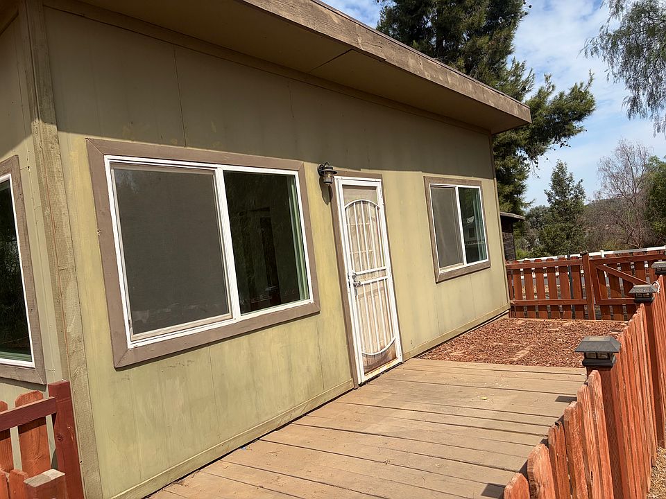 1st image of 17381 Mockingbird Canyon Rd #3