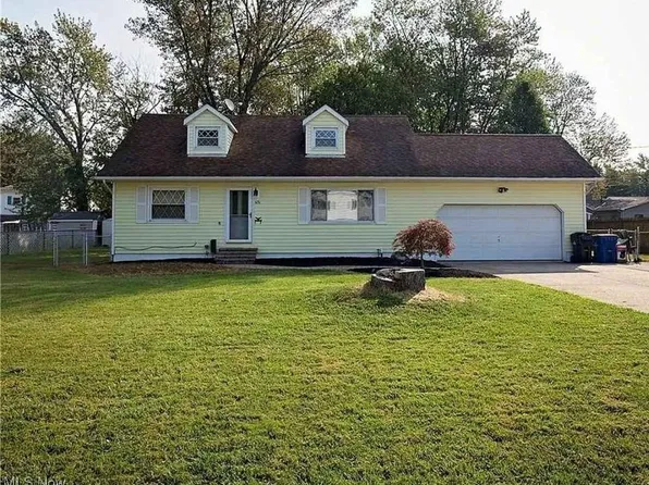 631 Idlewood Ave, Sheffield Lake, OH 44054