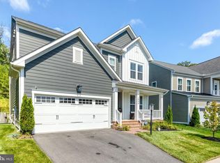 1984 Silver Sycamore Ln, Dumfries, VA 22026