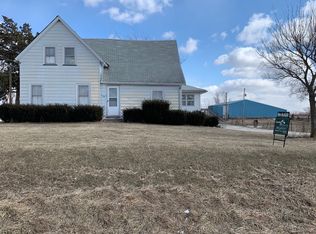 1179 Knox Highway 8, Knoxville, IL 61448