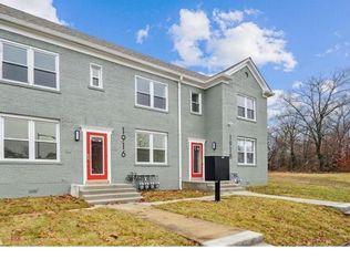 1916 M St NE, Washington, DC 20002