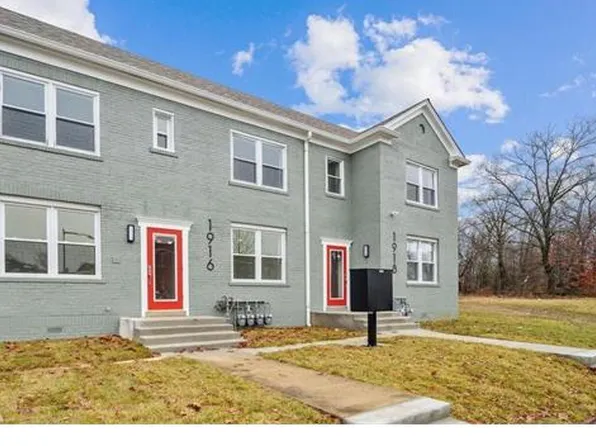 1916 M St NE, Washington, DC 20002
