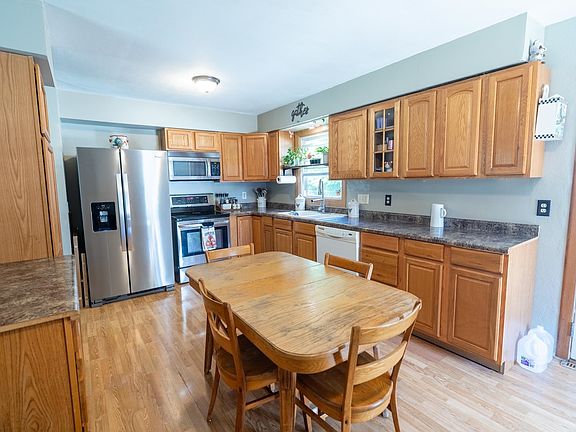 3rd image of 1413 Garfield Ave