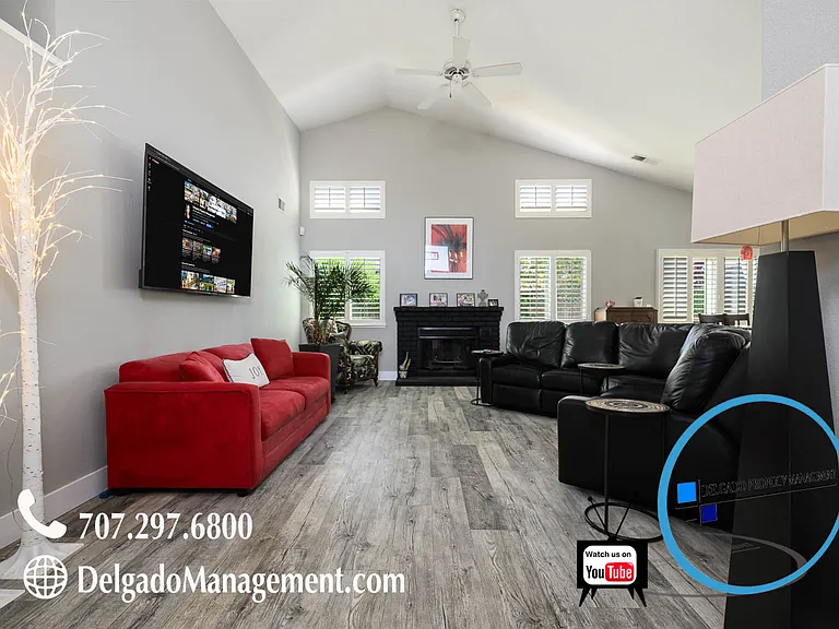 746 Tulip Ct — Photo 7