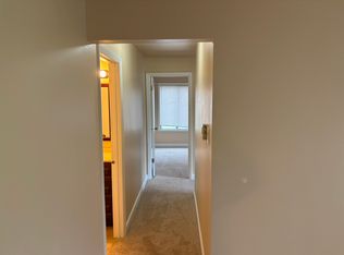 937 E Kings Row UNIT 1, Palatine, IL 60074