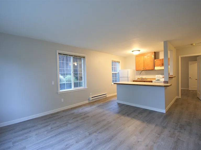 3008 Harvard Ave E — Photo 5