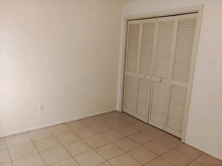 Bedroom #1