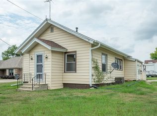 901 Cedar St, Adair, IA 50002