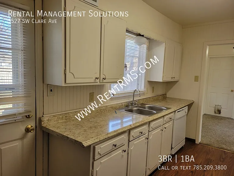 3527 SW Clare Ave — Photo 4