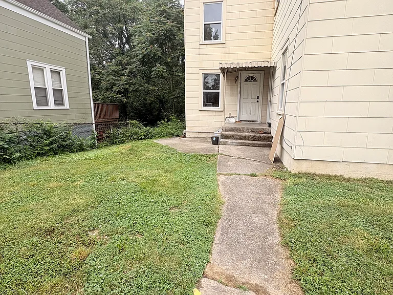 5615 Abbottsford Ave — Photo 2
