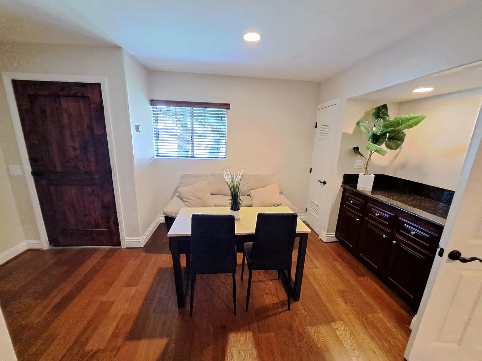 3985 Nobel Dr — Photo 3