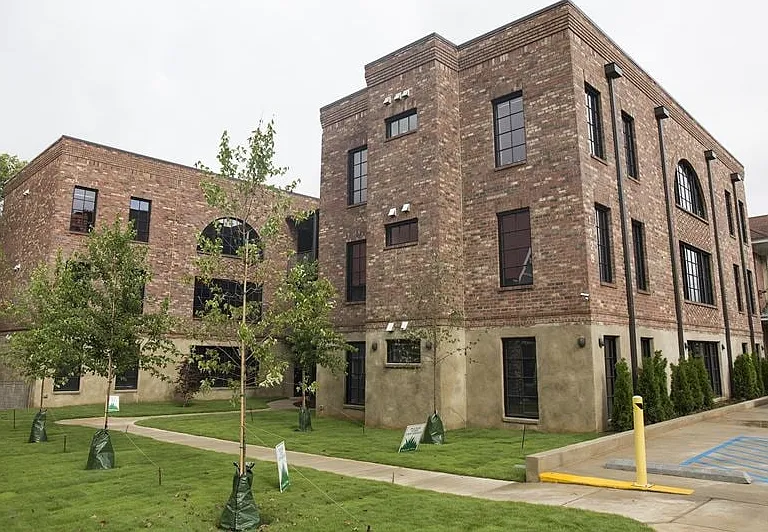 Lofts On 15th — Photo 27