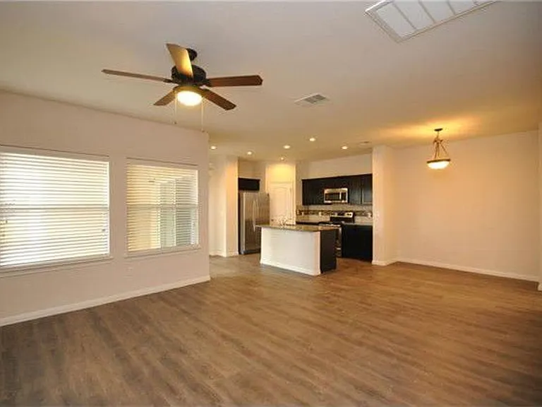 Muirfield Townhomes — Photo 10
