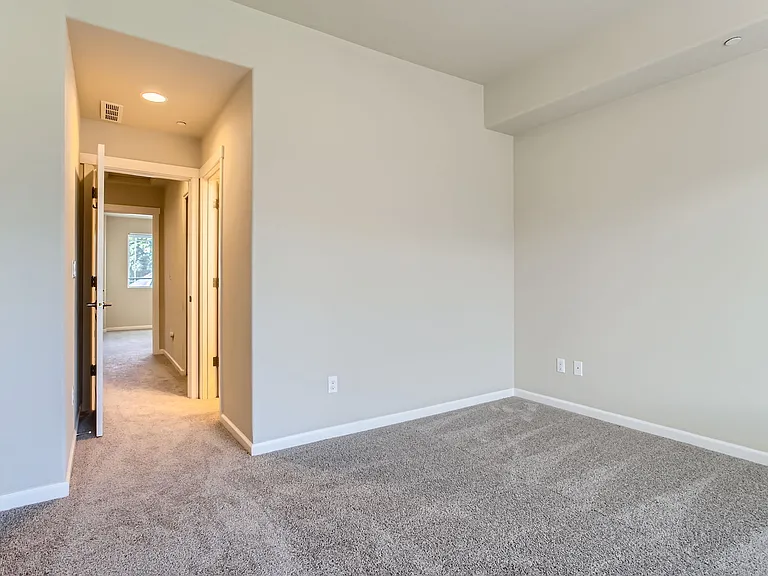 17067 SW Jean Louise Rd — Photo 15