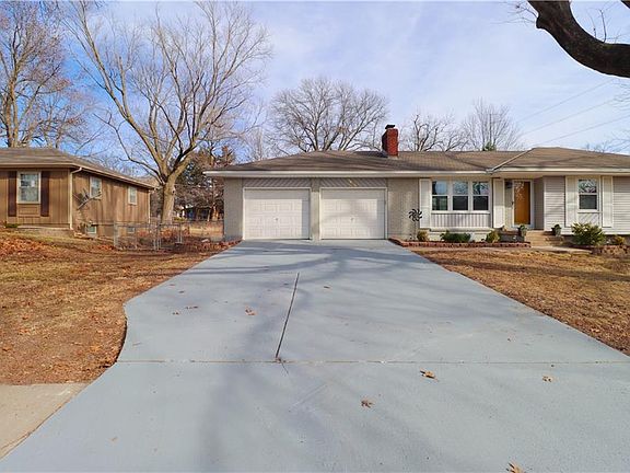 4th image of 8635 Larsen St