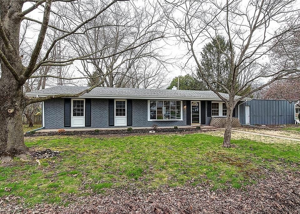 1st image of 3502 E Indianbrook Dr