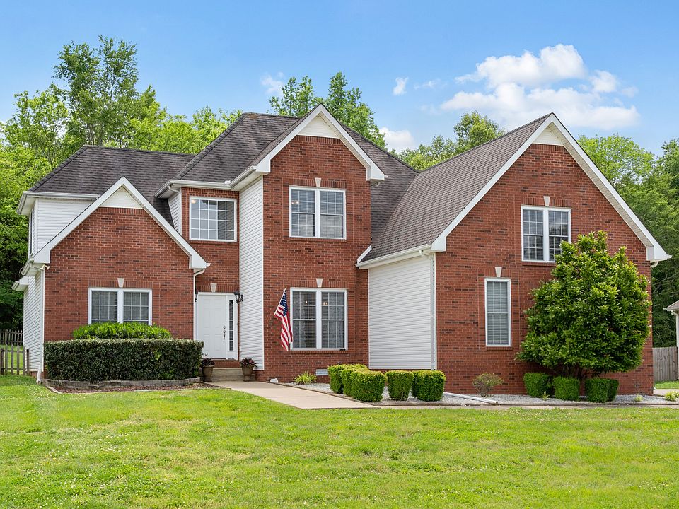 1st image of 906 Glenraven Dr