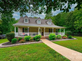 2759 Country Meadows Ln, Valdese, NC 28690