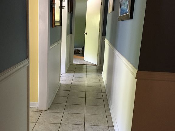 2nd image of 613 Mimosa Ct