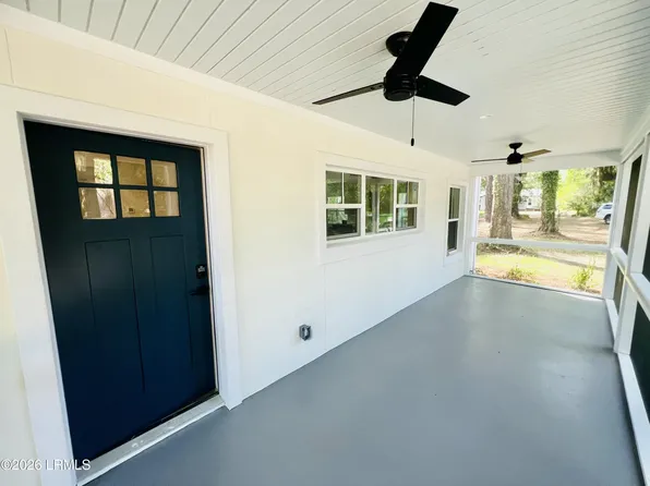 2509 Acorn Hill Ave, Beaufort, SC 29902