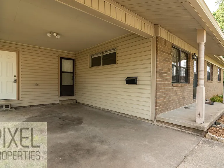 6 Eastbrook Cir — Photo 3