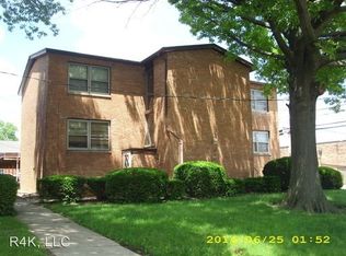308 Robinhood Ln APT D, Bloomington, IL 61701