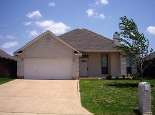 4007 Reatta Ln, College Station, TX 77845