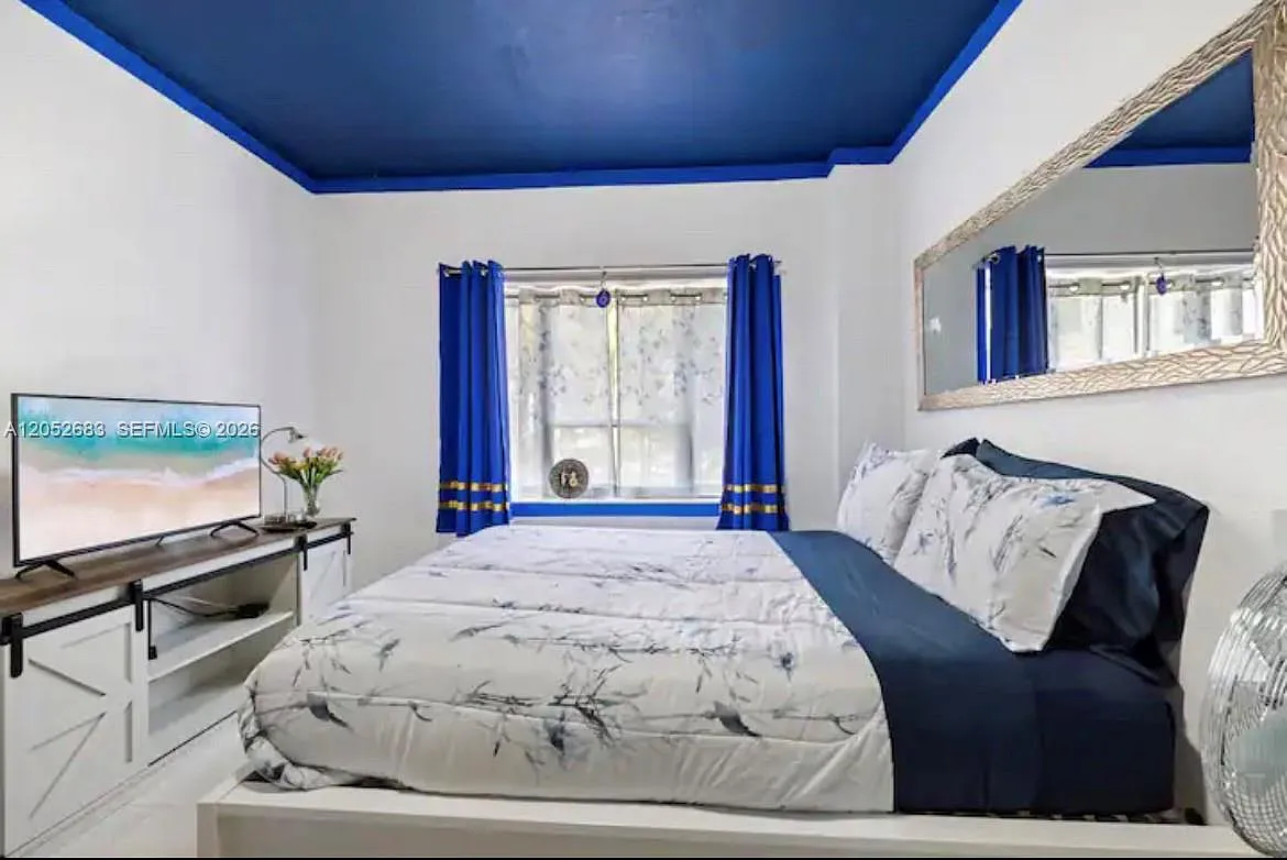 The Mantell Condo — Photo 3