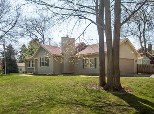 1101 Wallis Ave, Delavan, WI 53115