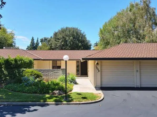 1208 Commons Dr, Sacramento, CA 95825